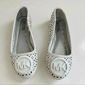 Micheal Kors White Flats